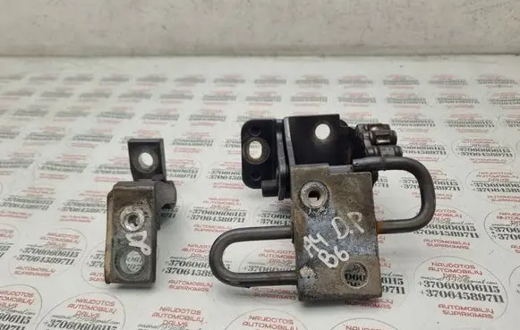 Audi A4 S4 B6 8E 8H Front door hinge set 8E0831412