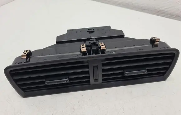 Skoda Fabia Mk3 (NJ) Dash center air vent grill 6V0820951B