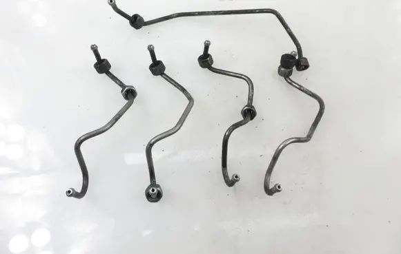 Ford Focus Fuel injector supply line/pipe 