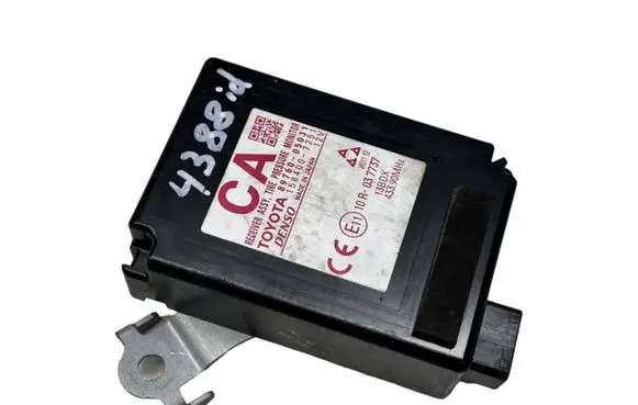 Toyota Avensis T270 Tire pressure control unit 8976005031 1584007251