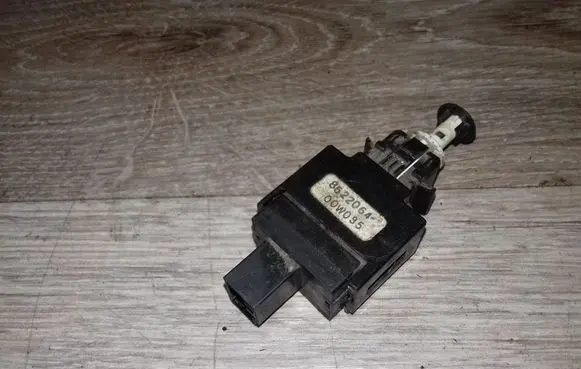 Volvo S60 Brake pedal sensor switch 8622064