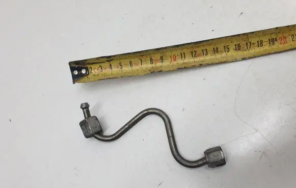 Opel Insignia A Fuel injector supply line/pipe 