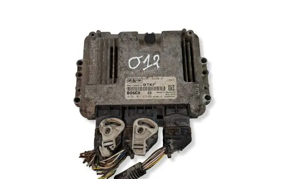 Ford Focus Engine control unit/module 5S6112A650AF 0281011612
