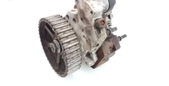 Renault Espace - Grand espace IV Fuel injection high pressure pump 8200108225 0445010075