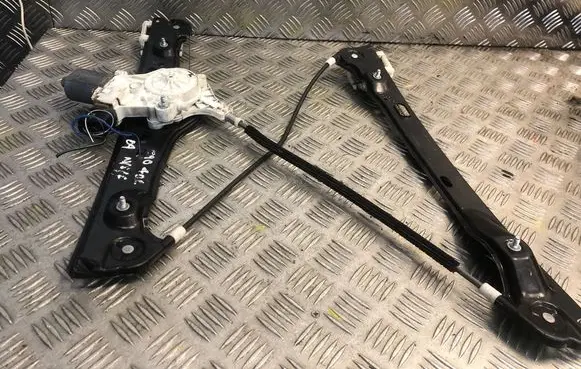 BMW 3 E90 E91 Front door electric window regulator 7060265