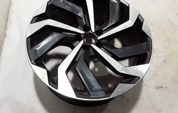 Audi e-tron R21 alloy rim 4KE601025A
