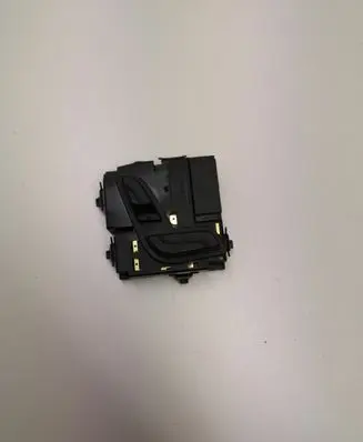 Mercedes-Benz E W212 Seat control switch A2048701958