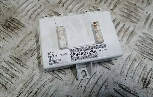 Renault Captur GPS navigation control unit/module 283468105R 3130826M 11122015