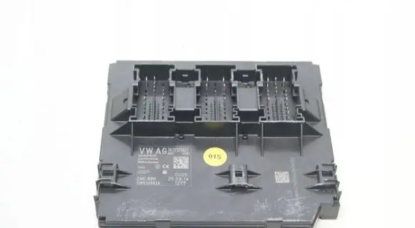 Volkswagen Tiguan Other control units/modules 5K0937086T