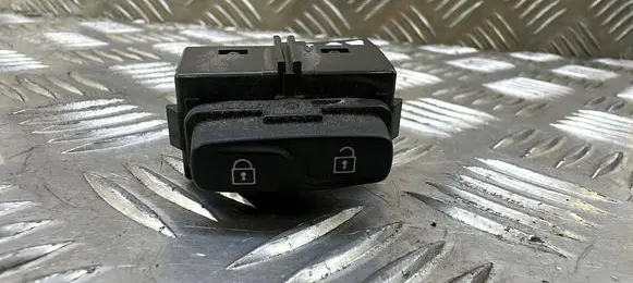 Volvo XC60 Central locking switch button 31318988