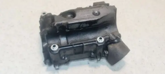 Intake resonator