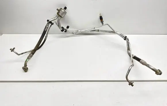 Citroen Berlingo Air conditioning (A/C) pipe/hose 9670636580