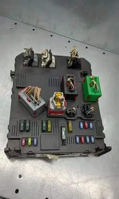 Peugeot 407 Central body control module