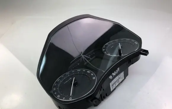 Skoda Octavia Mk1 (1U) Speedometer (instrument cluster) 1Z0920810B