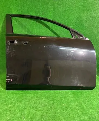 Mazda 3 II Front door