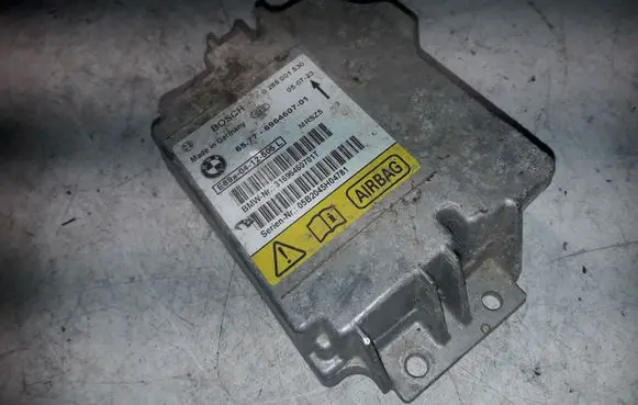 BMW 1 E82 E88 Airbag control unit/module 0285001530