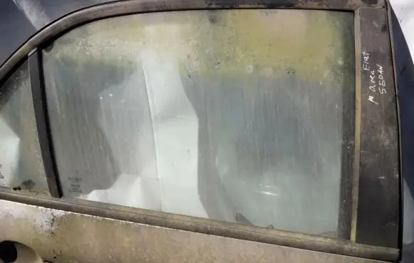 Fiat Marea Rear door window glass