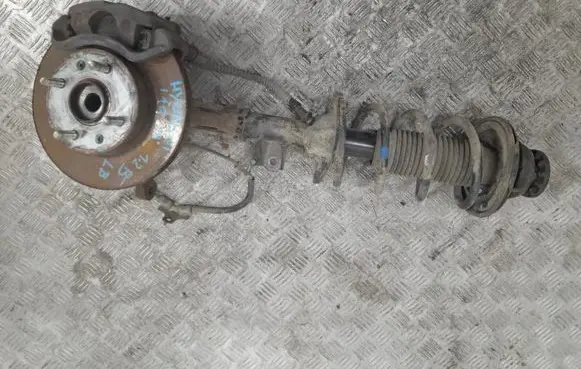 Hyundai i10 Front wheel hub spindle knuckle