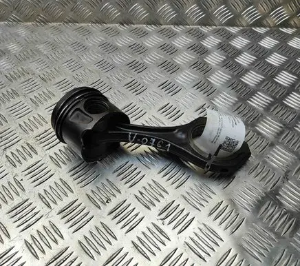 Mercedes-Benz ML W166 Piston A6420300518 A6420305220