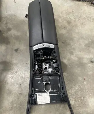 BMW 7 F01 F02 F03 F04 Armrest DE59923 0001007204 19855411