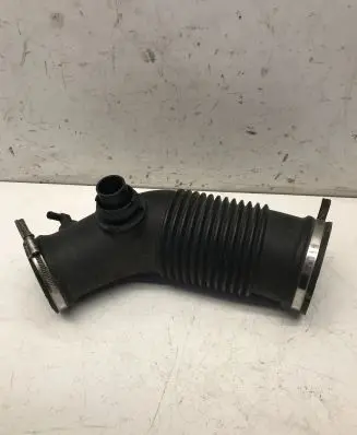 Audi A6 S6 C6 4F Air intake hose/pipe 06E129629E