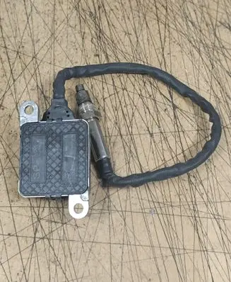 Mercedes-Benz E W213 Lambda probe sensor 0009058011