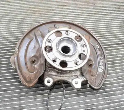 Mercedes-Benz GLC X253 C253 Rear wheel hub