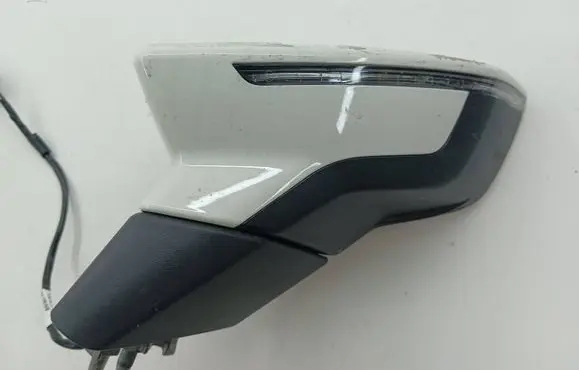 Seat Arona Front door electric wing mirror E9026684 E9036684