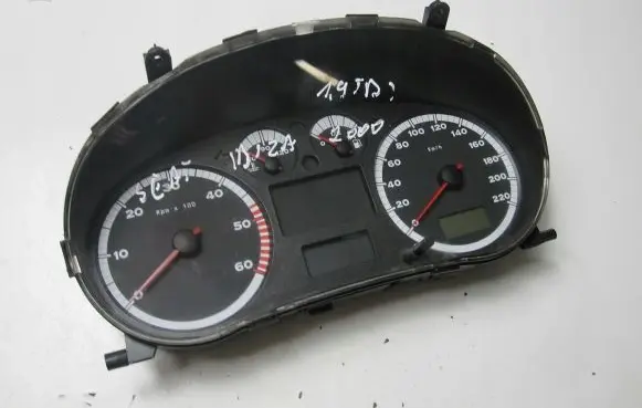Seat Ibiza II (6k) Speedometer (instrument cluster) 6K0920850F