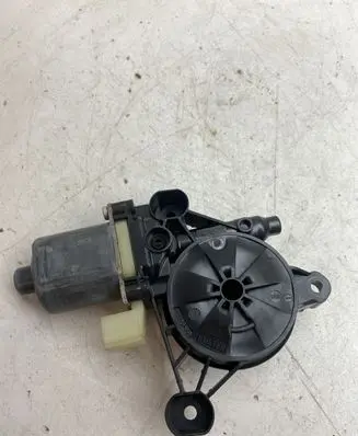 Volkswagen Golf VII Front door window regulator motor 5Q0959801A