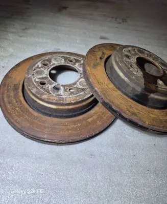 BMW 5 E60 E61 Rear brake disc
