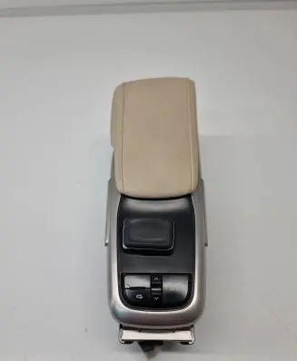 Lexus RX 450H Head unit multimedia control 8478048200