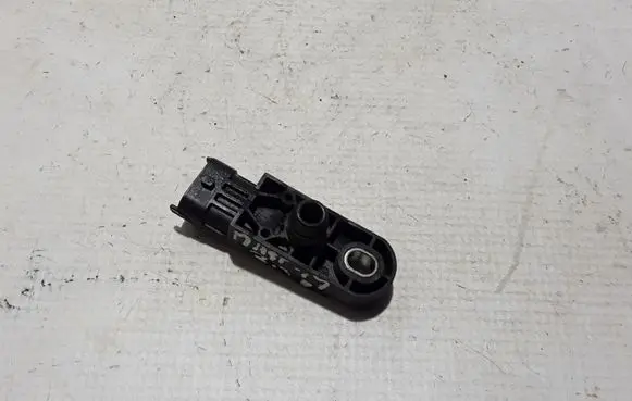 Renault Master III Air pressure sensor 223651075R