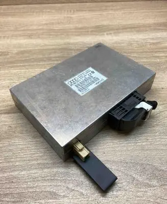 Audi A4 S4 B6 8E 8H Bluetooth control unit module 8P0862335A