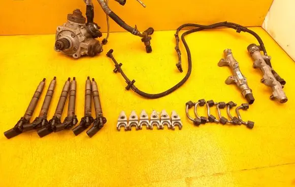 Audi A7 S7 4G Fuel injector 05913027CR 059130089CS 059130090CS