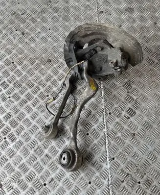 BMW 3 E92 E93 Front wheel hub spindle knuckle 6764444