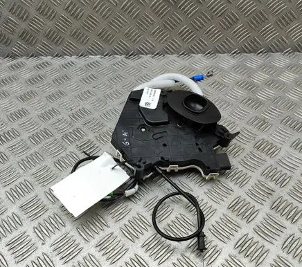 Opel Vivaro Rear door lock 9808582780