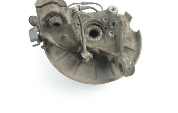 Volkswagen PASSAT B6 Front wheel hub spindle knuckle 