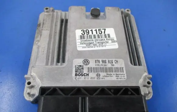 Volkswagen Transporter - Caravelle T5 Engine control unit/module ECU 070906016CN