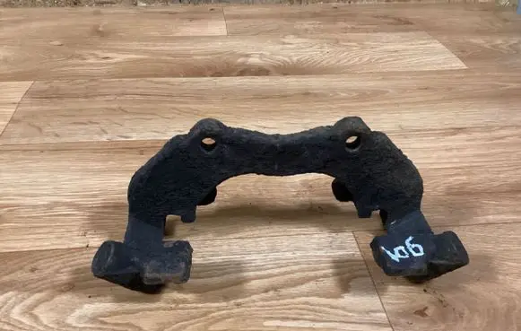 Ford Focus Front Brake Caliper Pad/Carrier 