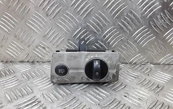 Mercedes-Benz E AMG W211 Light switch 2115450404