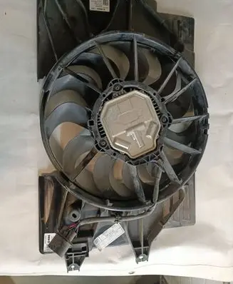 Hyundai i20 (BC3 BI3) Electric radiator cooling fan 1137328740