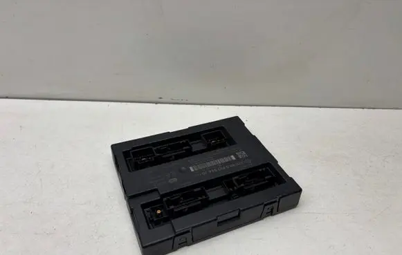 Audi A4 S4 B8 8K Comfort/convenience module 8K0907064JG