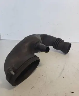 BMW 3 E90 E91 Air intake duct part 7791646