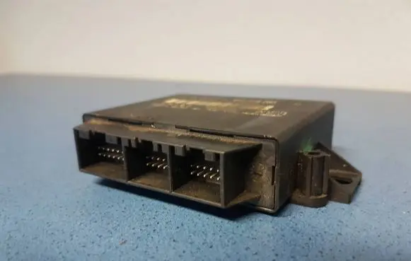 Audi A6 S6 C6 4F Parking PDC control unit/module 4F0919283 601830 4F0910283