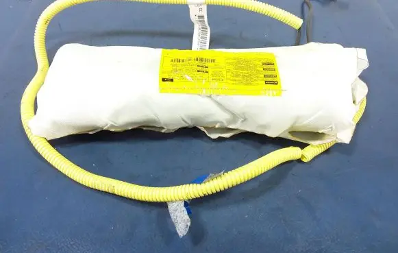 Cadillac SRX Seat airbag
