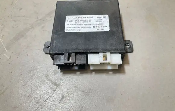 Mercedes-Benz Sprinter W906 Comfort/convenience module A9064460046 A9064460446 A9064480246