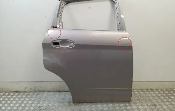 Ford Kuga II Rear door