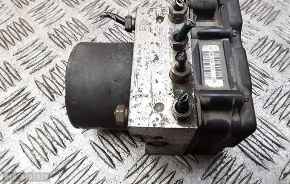 Renault Megane II ABS Pump 8200038695