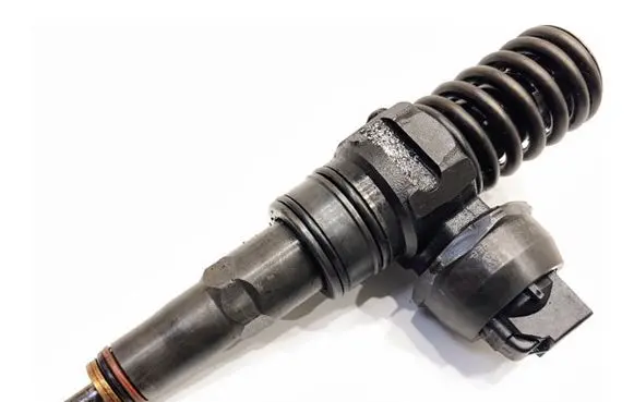 Audi A4 S4 B7 8E 8H Fuel injector 038130073BJ